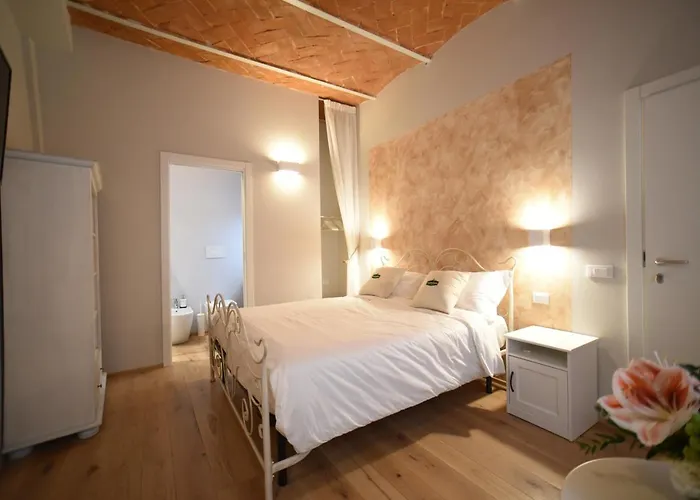 ゲストハウス Casa Martimbola Self Check-in 3*